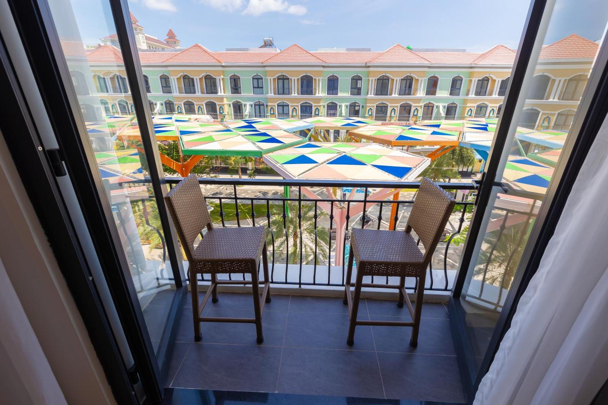 Solea Hotel Grandworld Phu Quoc Exterior photo